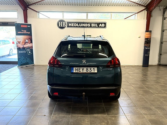 Peugeot 2008 9 of 17