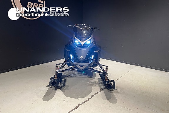 Lynx Xterrain Limited 3700 600RR 130 hk NYA MOTORN 4 of 4