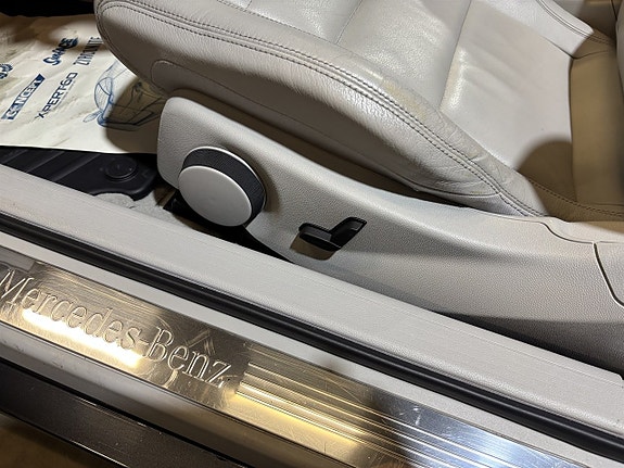 Mercedes-Benz E350 24 of 27