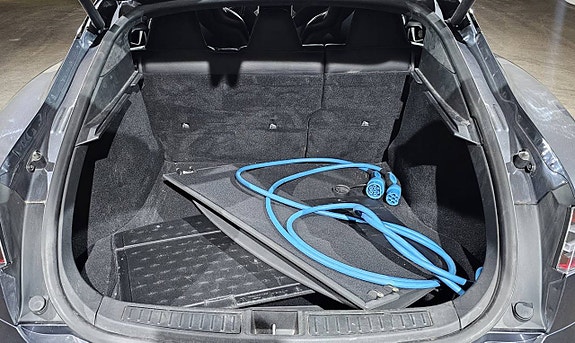 Tesla Model S 11 of 12