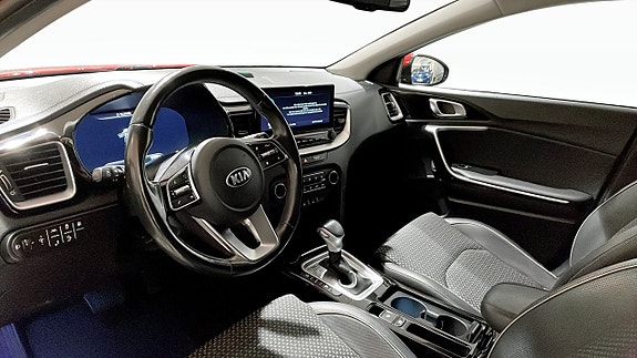 Kia XCeed 7 of 12