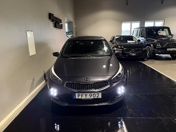 Kia Ceed 5 of 30