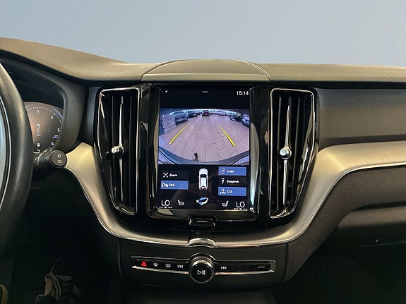 Volvo XC60 11 of 18