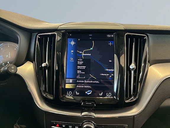 Volvo XC60 15 of 18