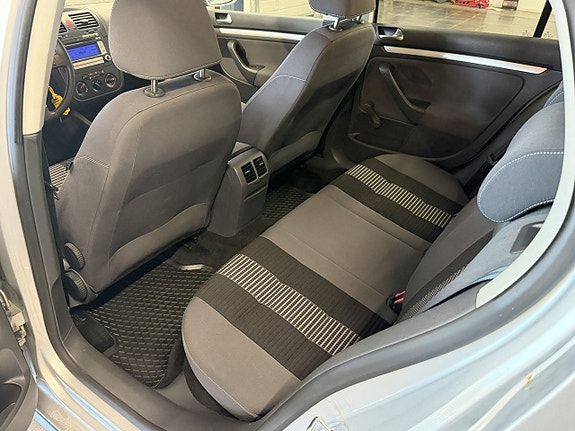 Volkswagen Golf I 17 of 17