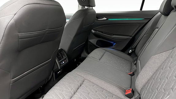 Volkswagen Golf I 11 of 19