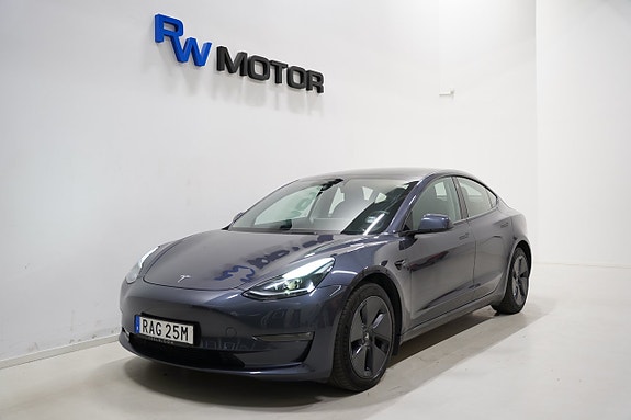 Tesla Model 3 3 of 22