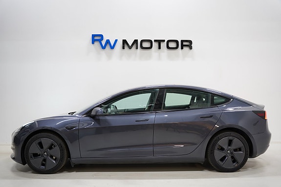 Tesla Model 3 4 of 22