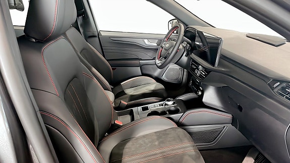 Ford Kuga 3 of 10