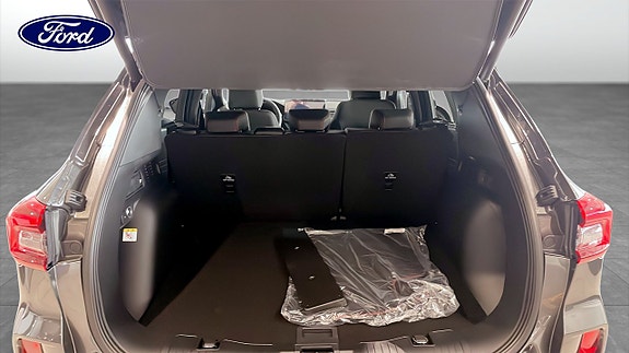 Ford Kuga 10 of 10
