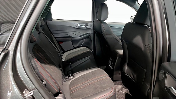 Ford Kuga 5 of 10