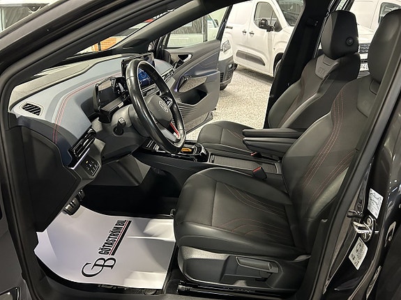 Volkswagen ID.4 GTX 10 of 27