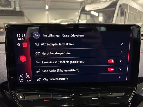 Volkswagen ID.4 GTX 25 of 27