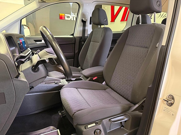 Volkswagen Caddy Maxi 15 of 27