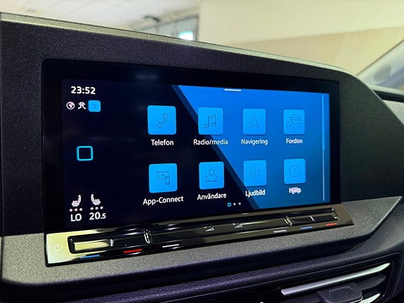 Volkswagen Caddy Maxi 27 of 27