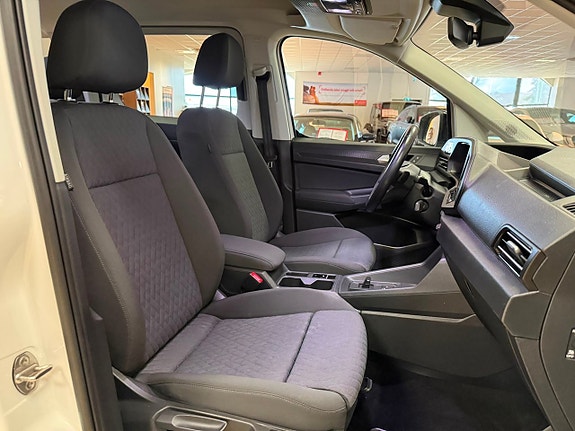 Volkswagen Caddy Maxi 20 of 27