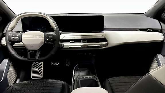 Kia EV4 7 of 12