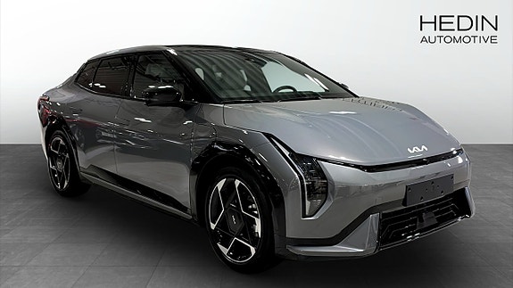 Kia EV4 3 of 12