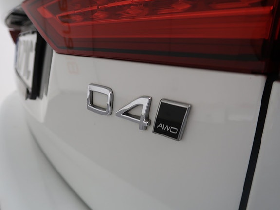 Volvo V60 Cross Country 14 of 30