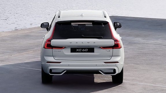 Volvo XC60 13 of 30