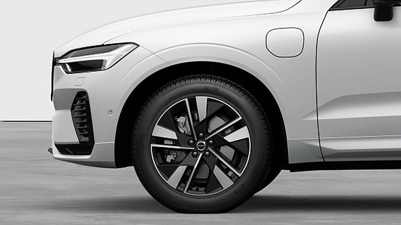 Volvo XC60 19 of 30