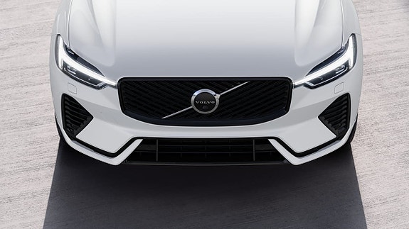 Volvo XC60 11 of 30