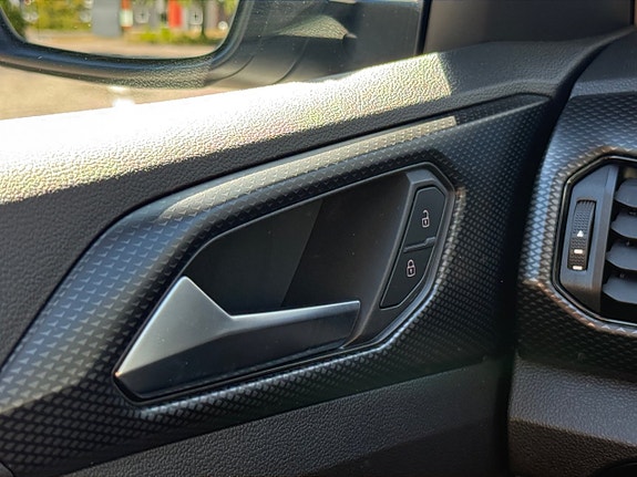 Volkswagen T-Cross 18 of 19