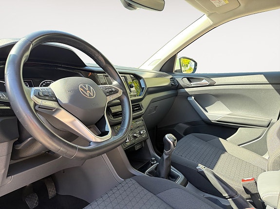Volkswagen T-Cross 10 of 19