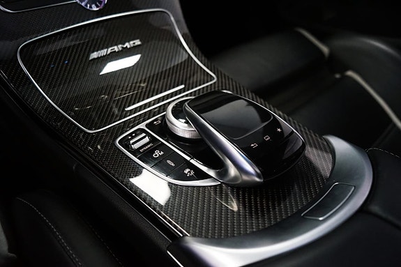 Mercedes-Benz C63 20 of 28