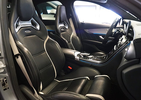 Mercedes-Benz C63 25 of 28