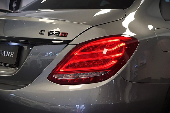 Mercedes-Benz C63 11 of 28