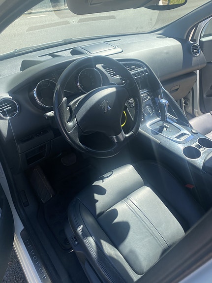 Peugeot 3008 5 of 7