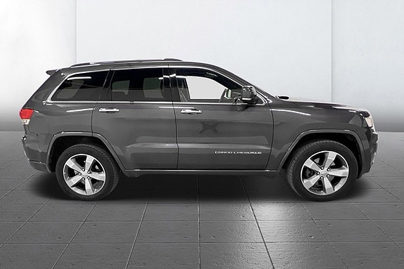 Jeep Grand Cherokee 4 of 21