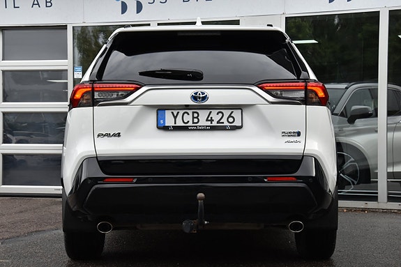 Toyota RAV4 7 of 29
