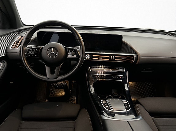 Mercedes-Benz EQC400 14 of 30