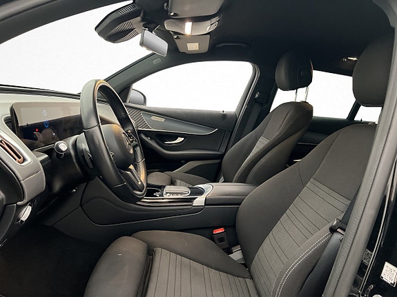 Mercedes-Benz EQC400 13 of 30