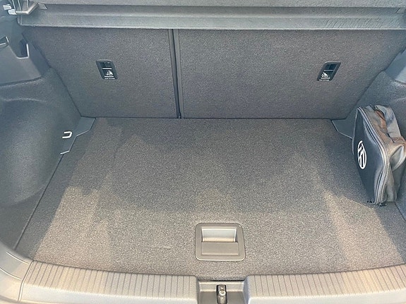 Volkswagen T-Cross 6 of 6