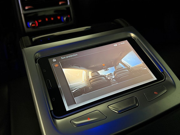 BMW 740e 15 of 25