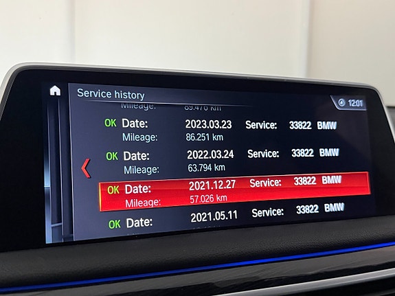 BMW 740e 18 of 25