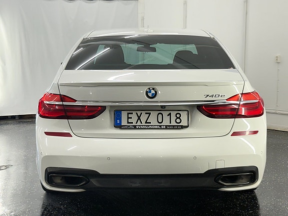 BMW 740e 4 of 25