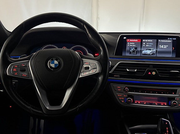 BMW 740e 24 of 25