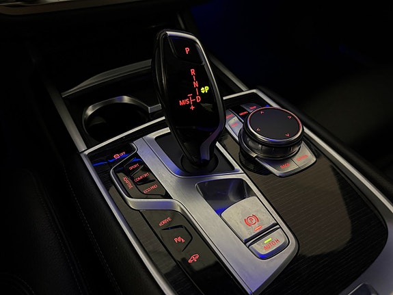 BMW 740e 11 of 25
