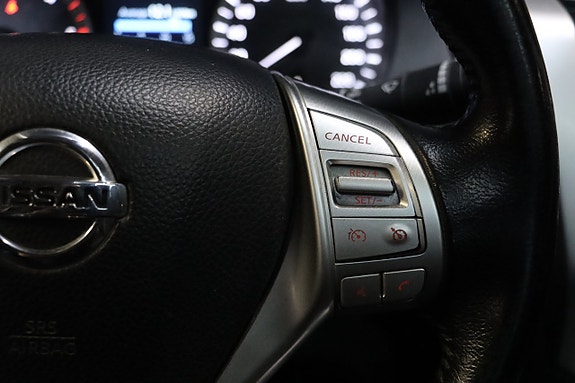Nissan Navara 25 of 27