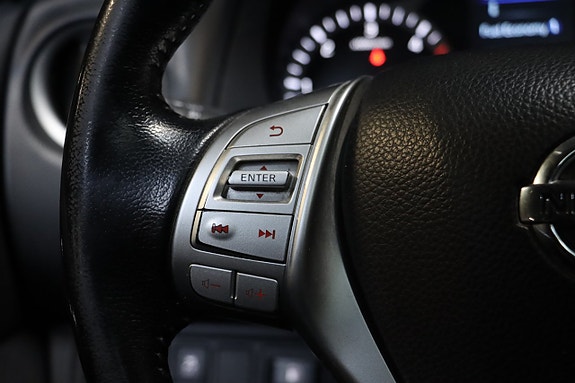 Nissan Navara 26 of 27