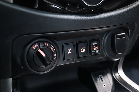 Nissan Navara 19 of 27