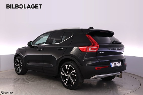 Volvo XC40 4 of 23