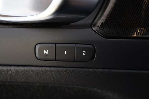 Volvo XC40 15 of 23