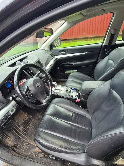 Subaru Outback 7 of 8