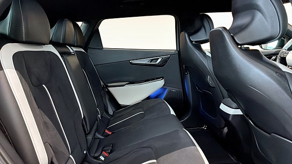 Kia EV6 5 of 10