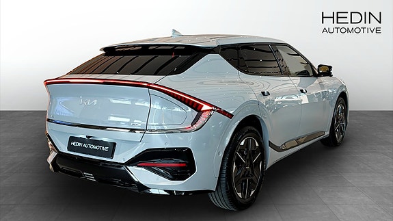 Kia EV6 2 of 10